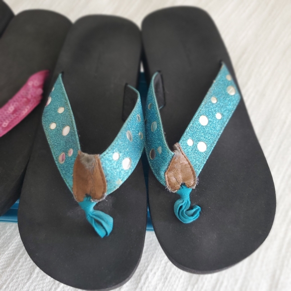 Black Flip Flops with Pink and Blue Straps - Picture 2 of 9